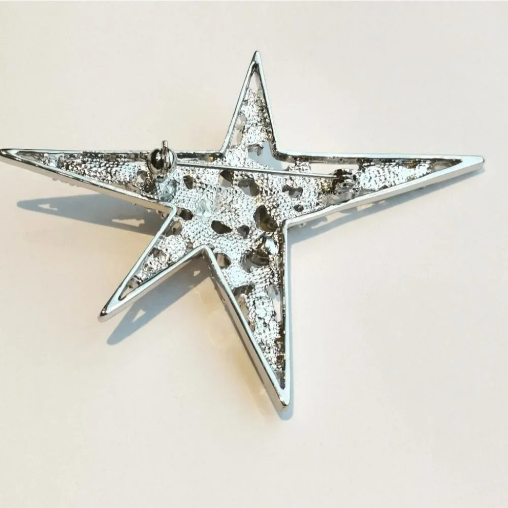 NWT Large crystal modernist star brooch pin